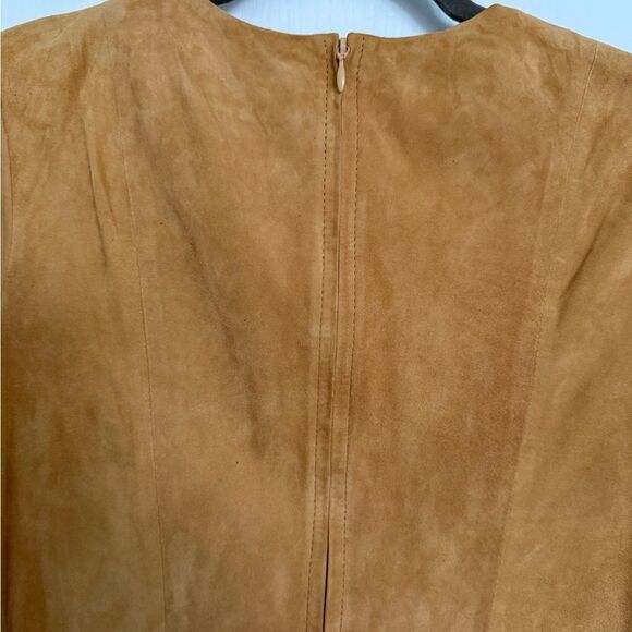 IN TRANSIT 2 Gorgeous Tan Long Sleeve Suede Top - Picture 4 of 4
